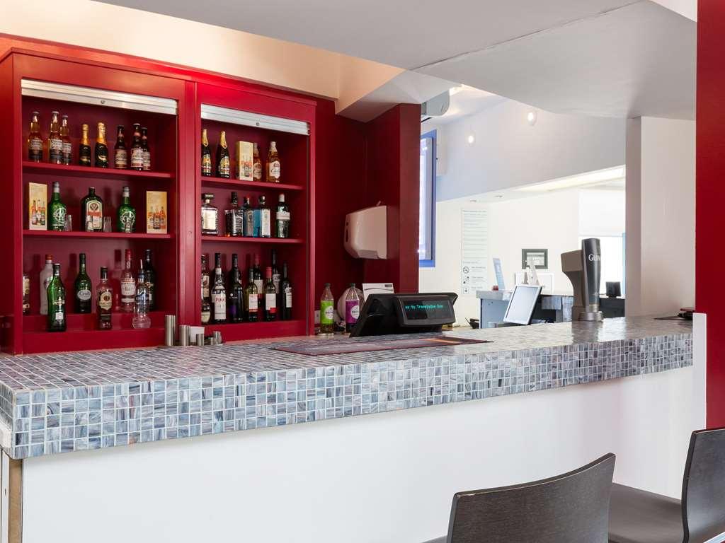 Travelodge Dundee Strathmore Avenue Restaurant photo